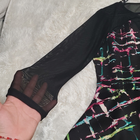 Dress - Picture 3 of 7